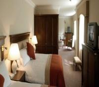 Old Ground Hotel - Guest Room